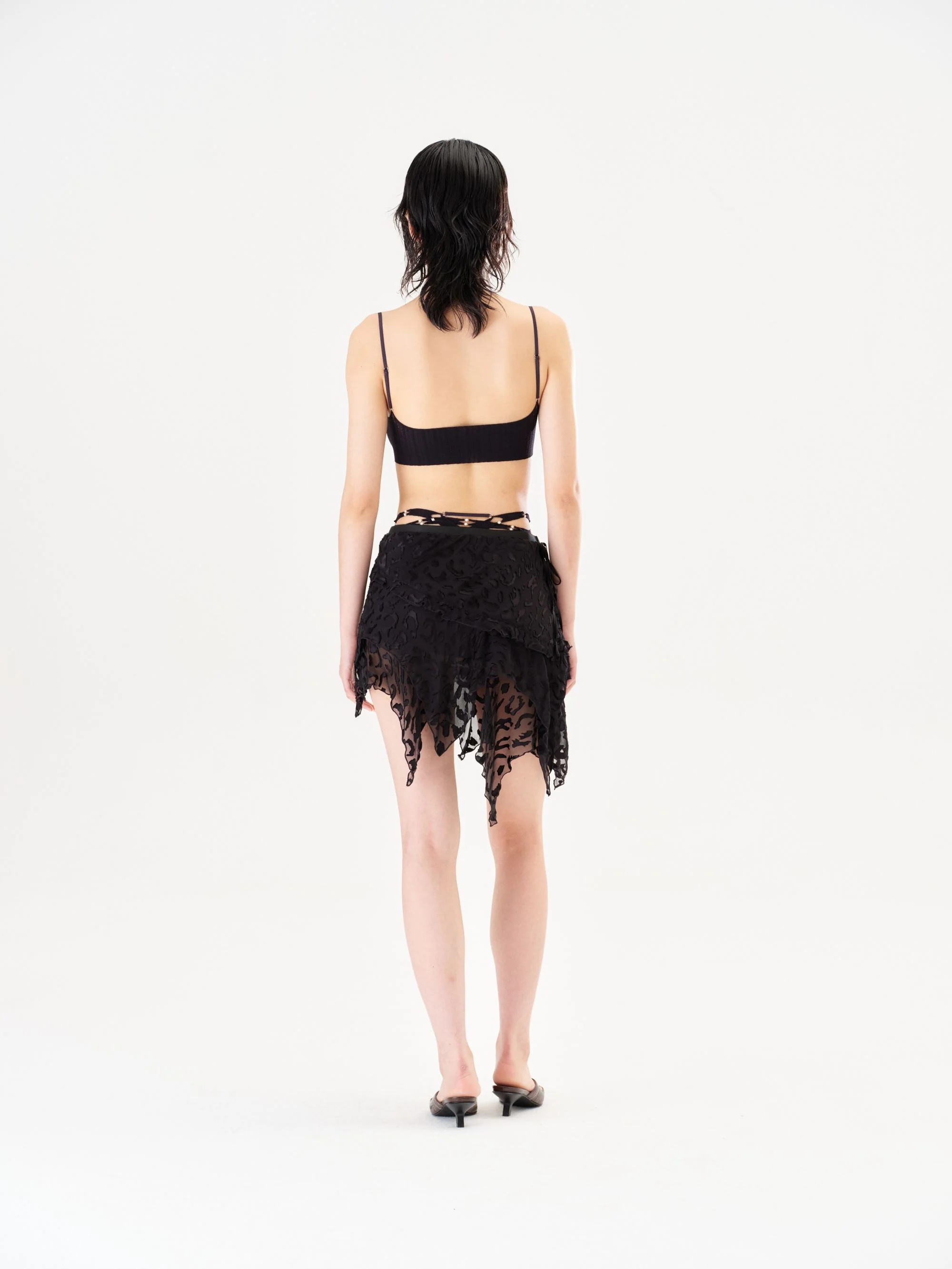 RUI built 26 Early Spring Semi-Sheer Thin Strap Camisole Bra RUI-S26SF01ON1-Onyx - Image 4