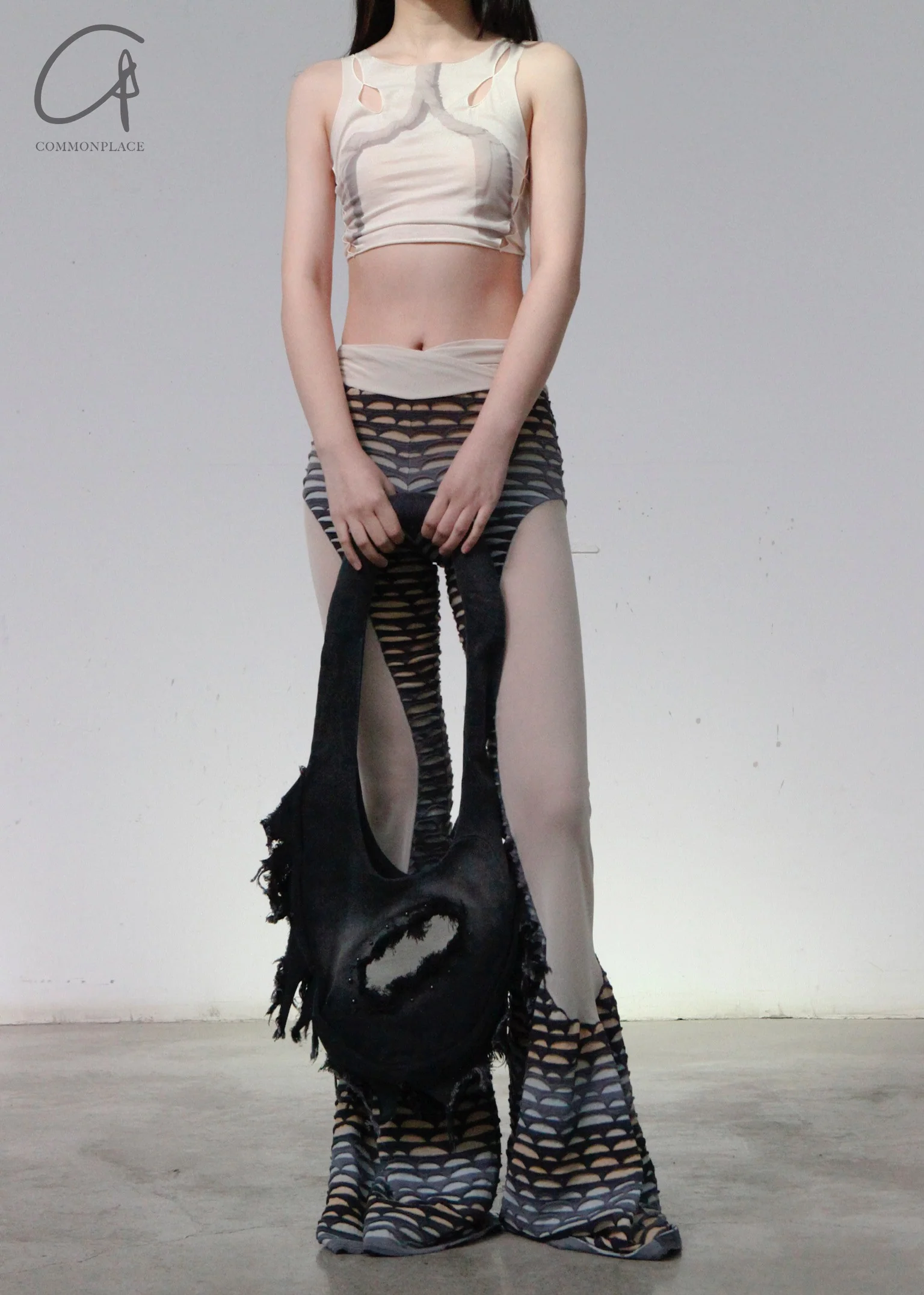 RUI Printed Vest RSS23WV05 Vapor White - Image 4