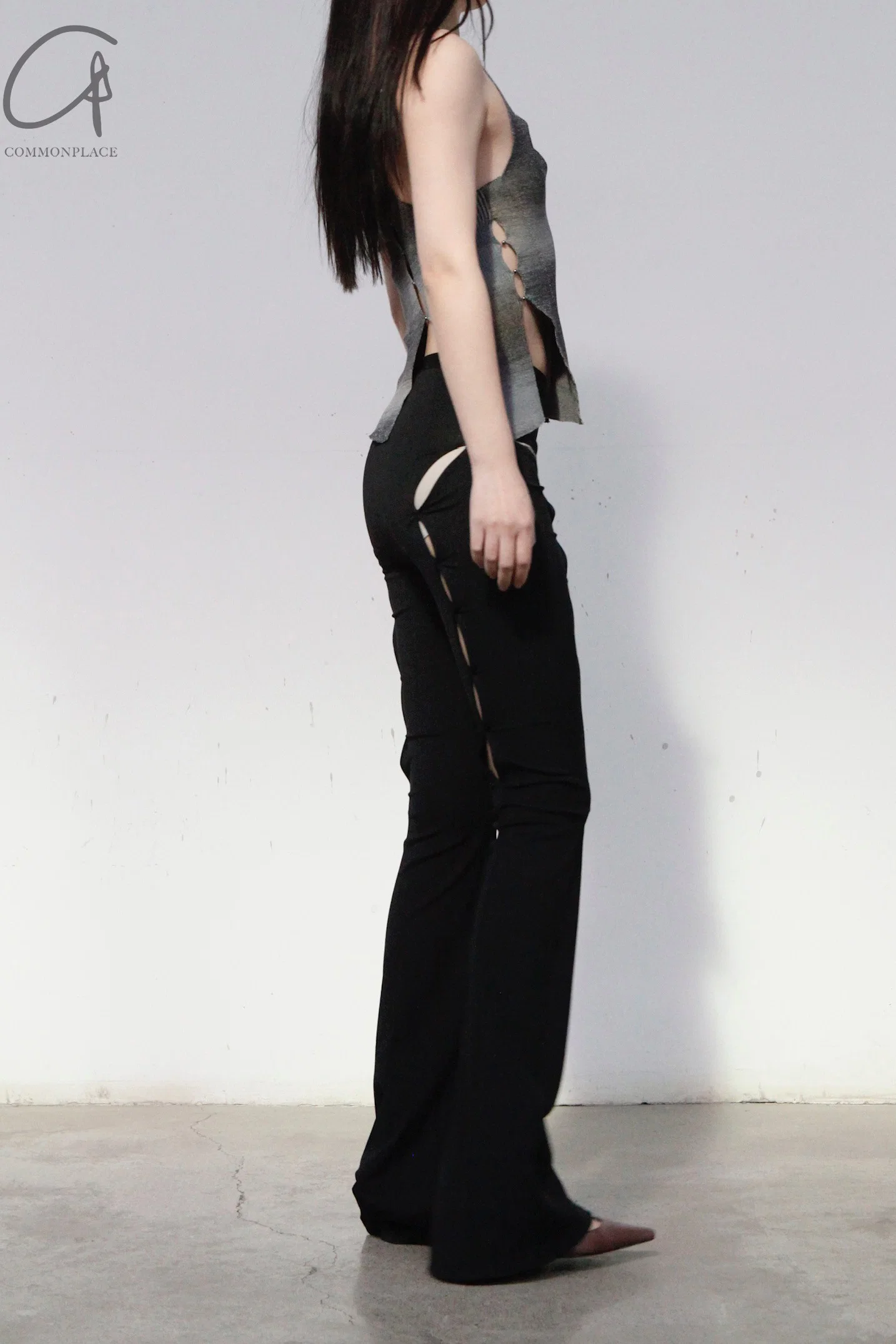 Rui Zhou WV05 series hollow flared stretch casual pants RUI-RUIFW21WV05-HEI Black Onyx - Image 12