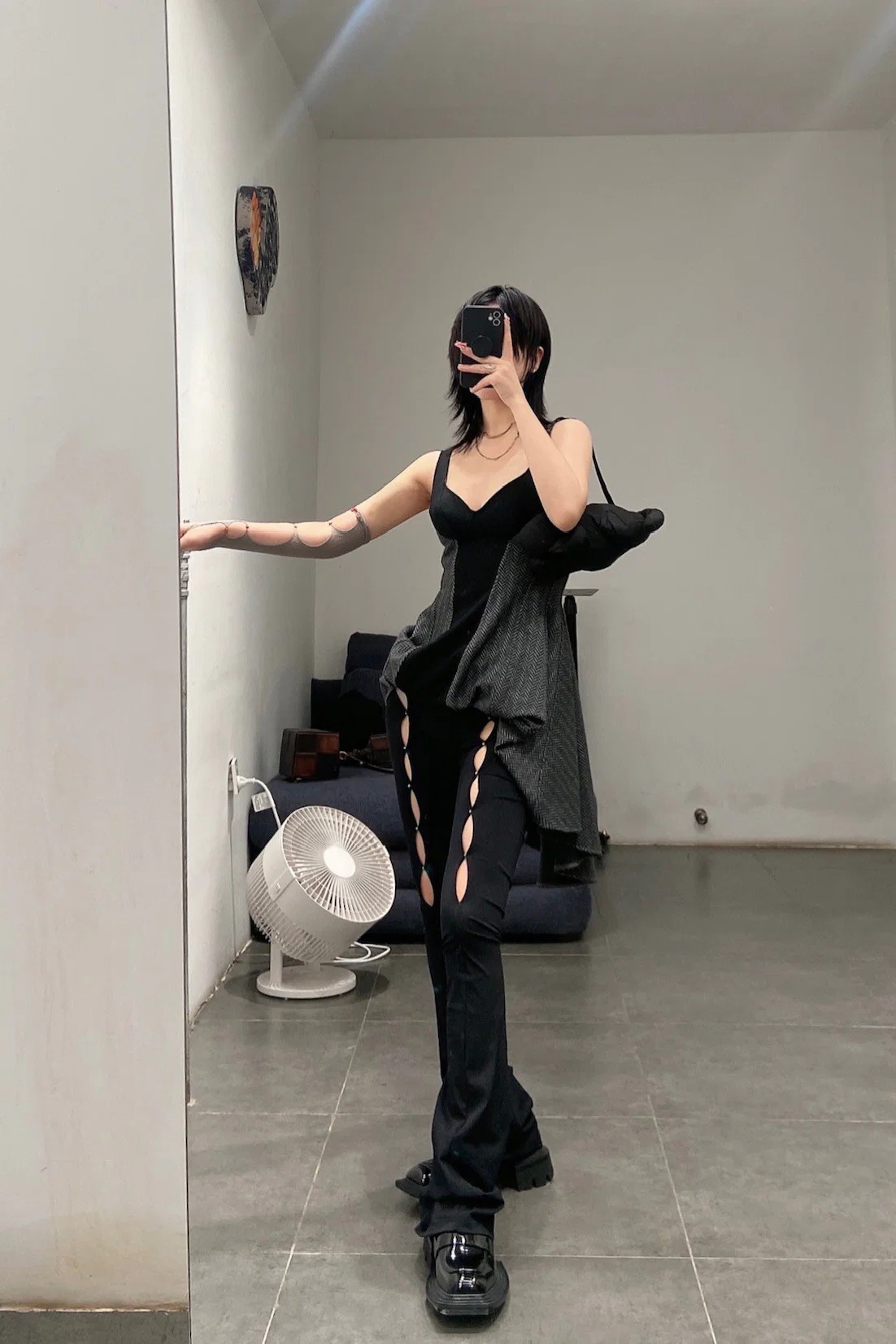 Rui Zhou WV05 series hollow flared stretch casual pants RUI-RUIFW21WV05-HEI Black Onyx - Image 38