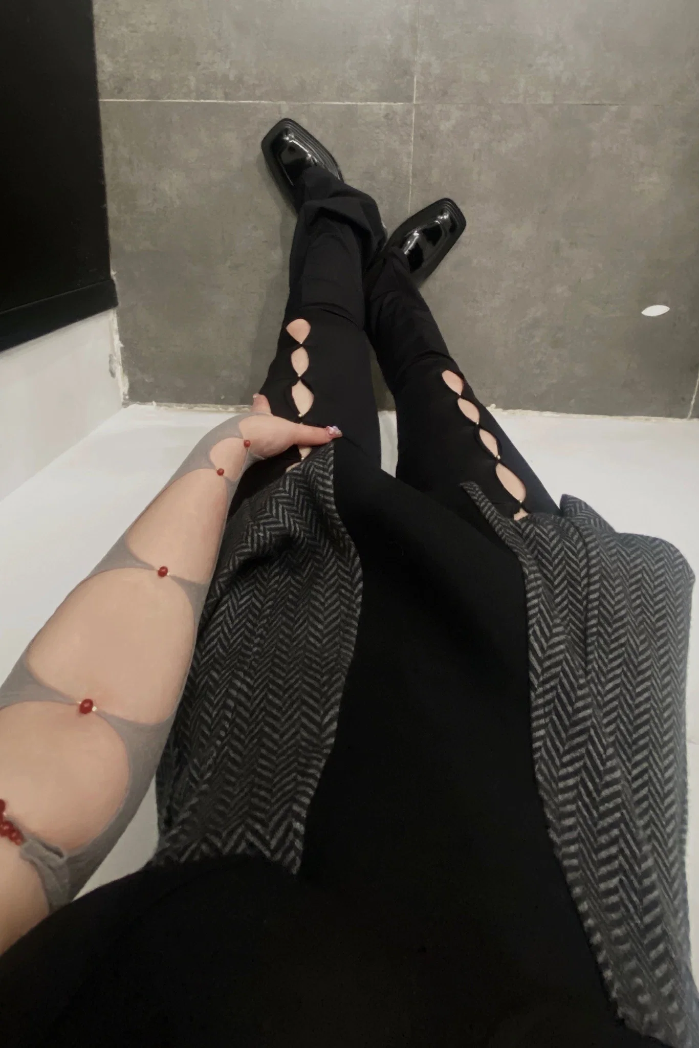 Rui Zhou WV05 series hollow flared stretch casual pants RUI-RUIFW21WV05-HEI Black Onyx - Image 51