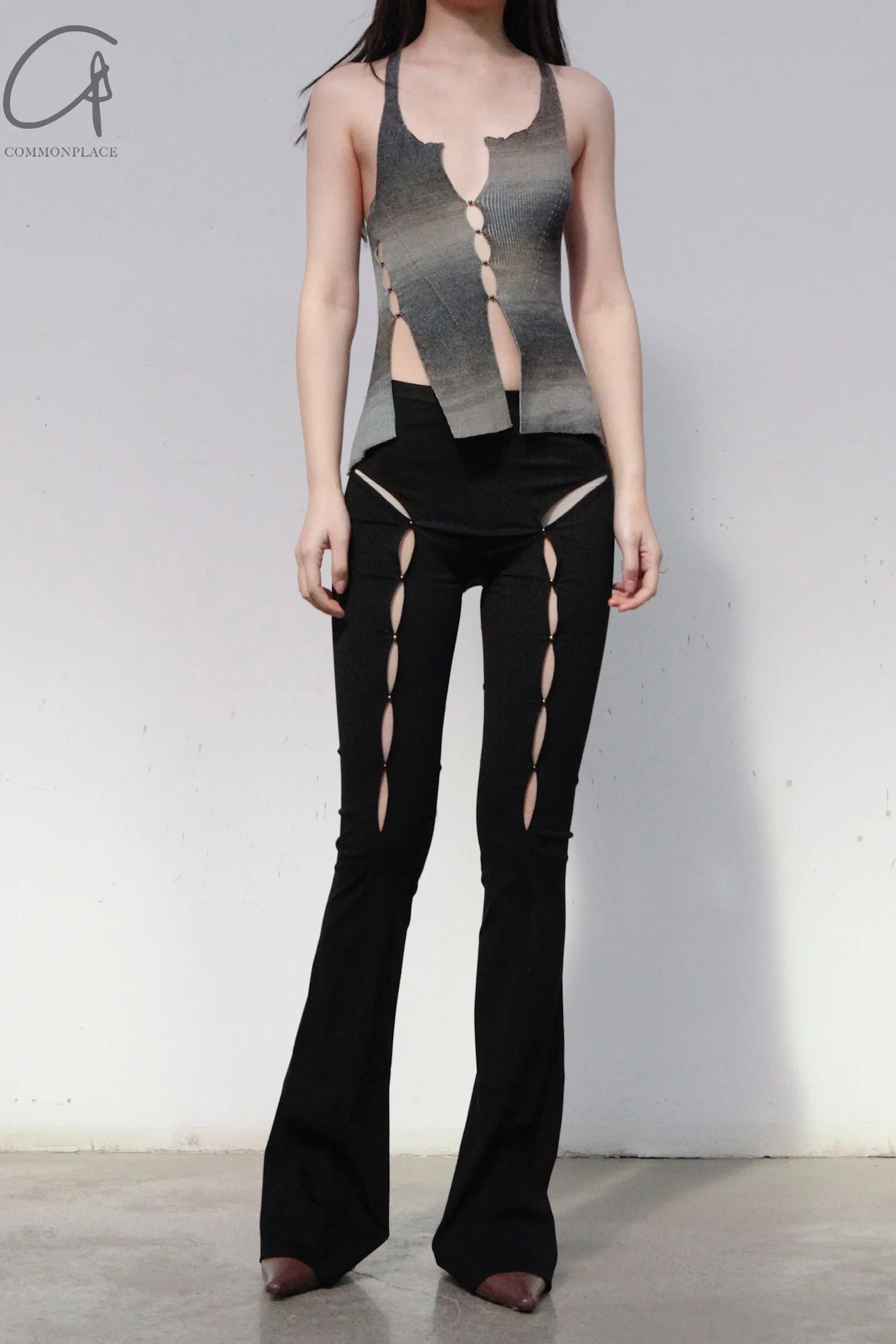 Rui Zhou WV05 series hollow flared stretch casual pants RUI-RUIFW21WV05-HEI Black Onyx - Image 8