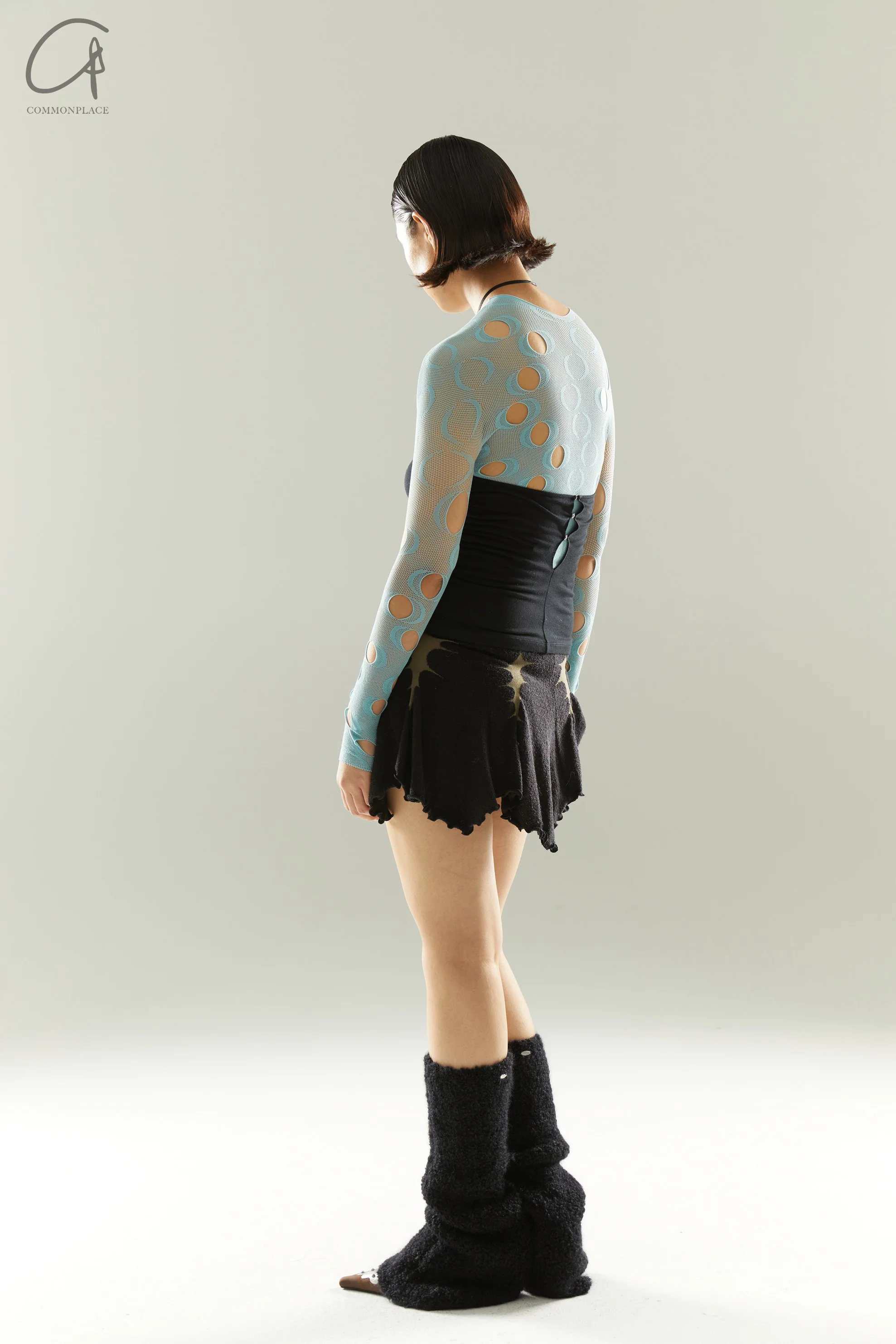 RUI ZHOU 24 autumn and winter thorn intarsia short skirt UI-RAW24KN13-HEI black - Image 7