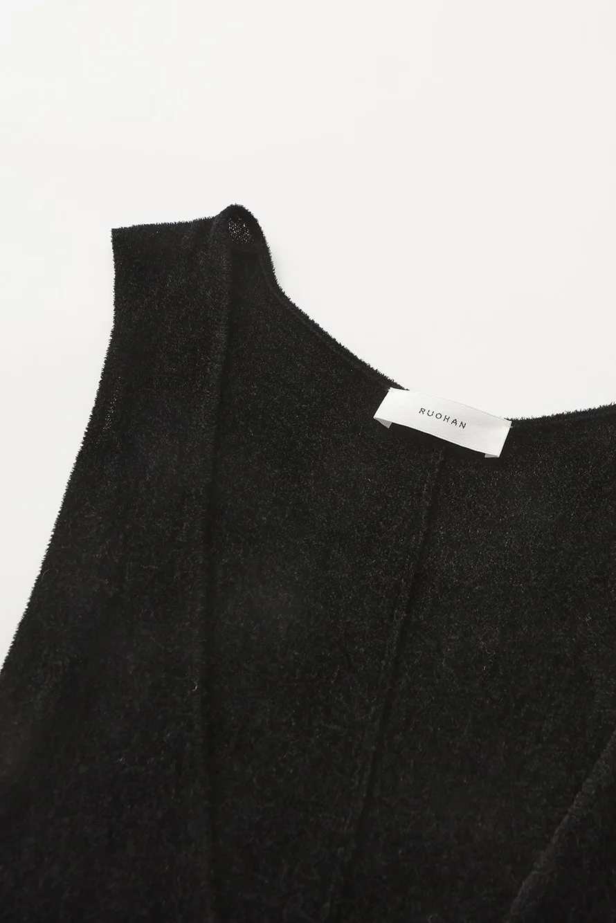 RUOHAN 24 autumn and winter black V-neck knitted long skirt RH-RHKN125AW24-HEI black - Image 7