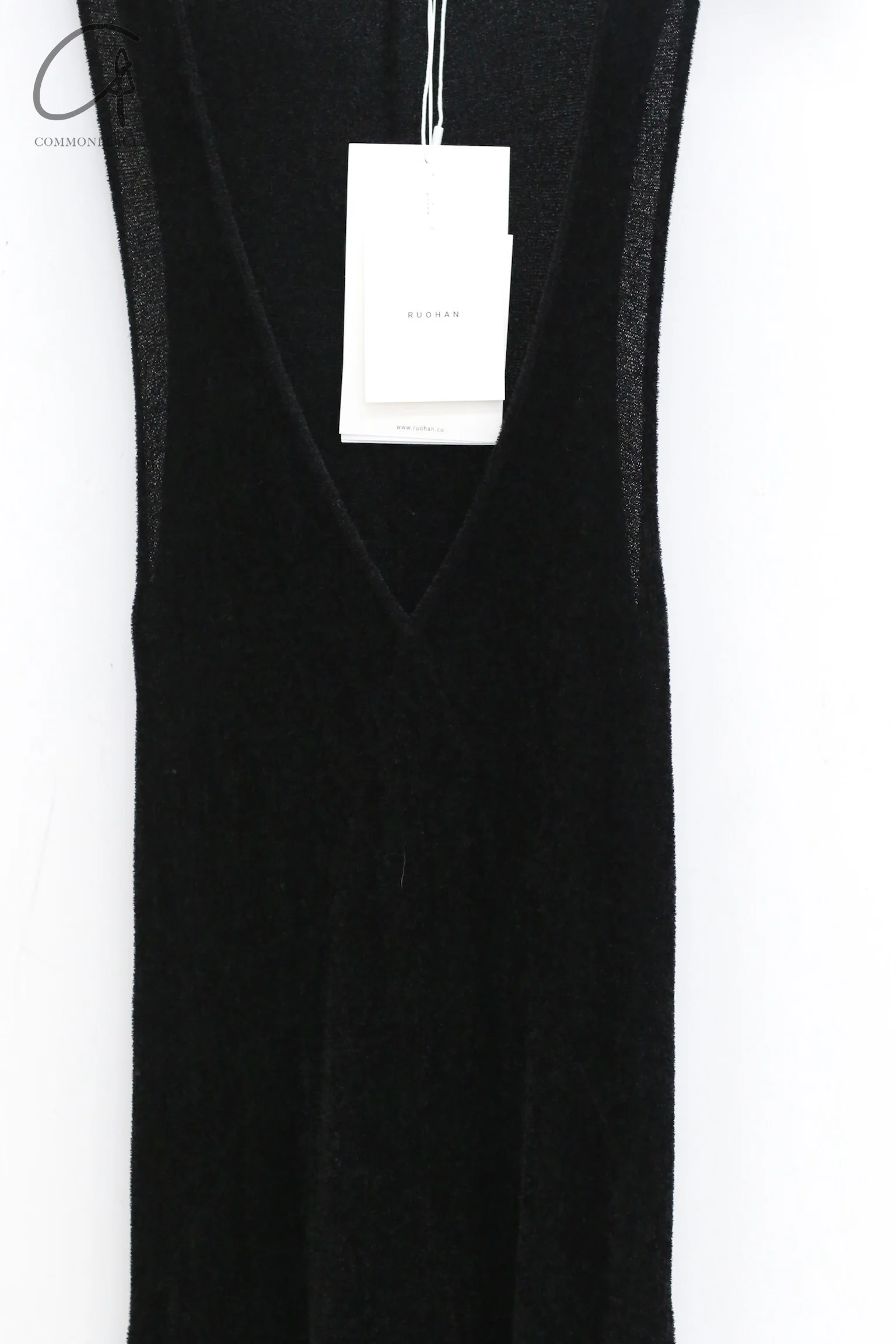 RUOHAN 24 autumn and winter black V-neck knitted long skirt RH-RHKN125AW24-HEI black - Image 8