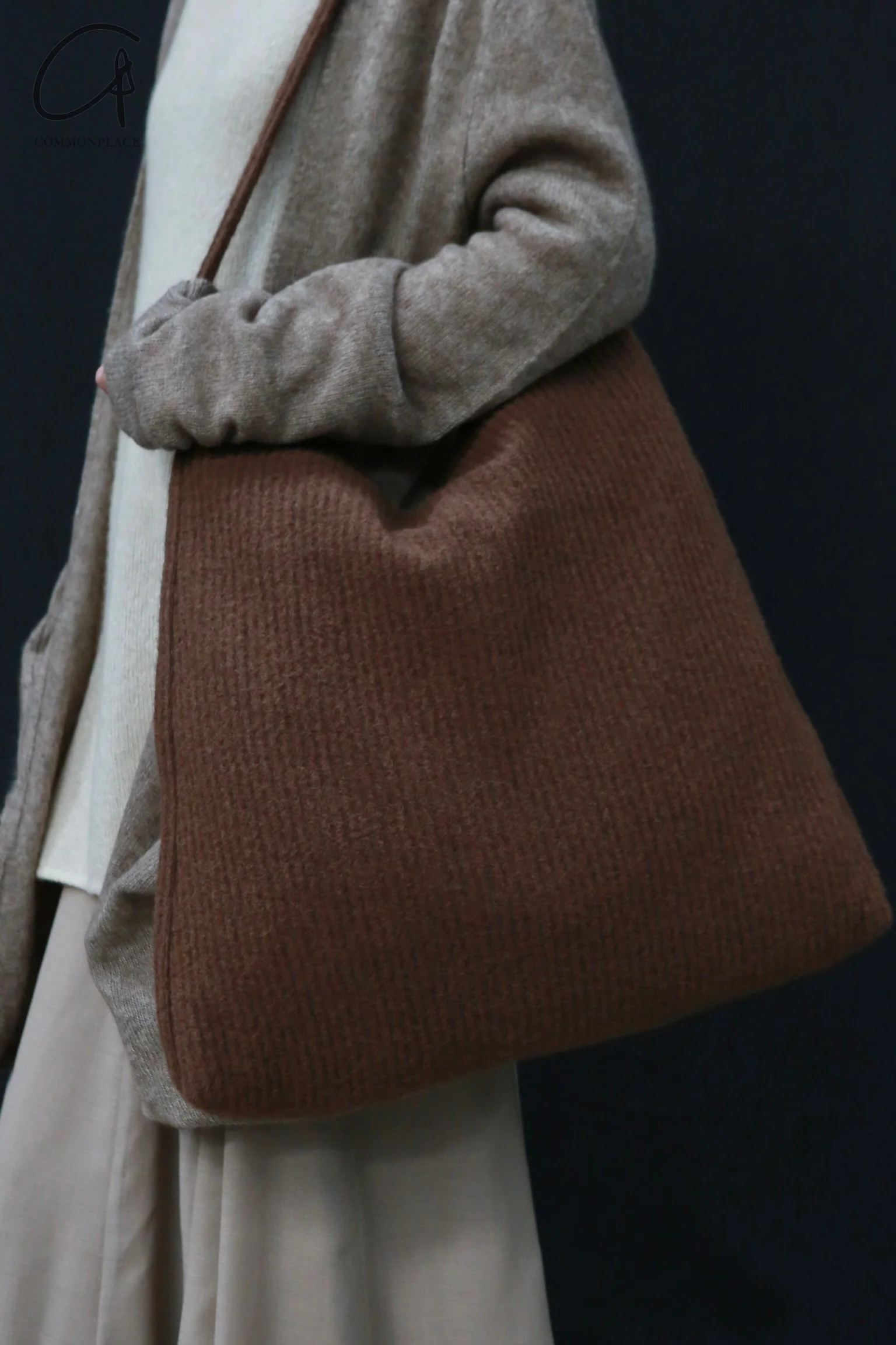 RUOHAN 24 Autumn and Winter Brown Striped Wool Artist Bag RH-RHACC149AW24-ZONG Brown - Image 11