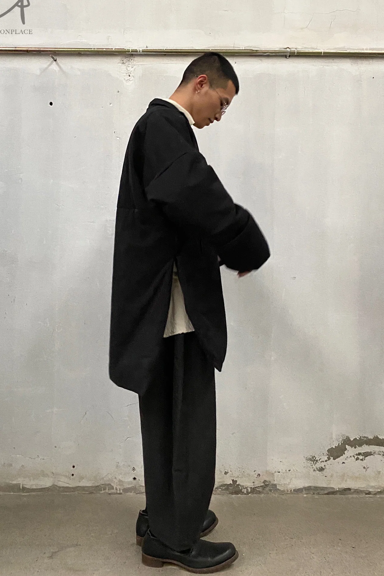 SAMUEL GUI YANG Black Benolac Top AW21CO04-1 - Image 7