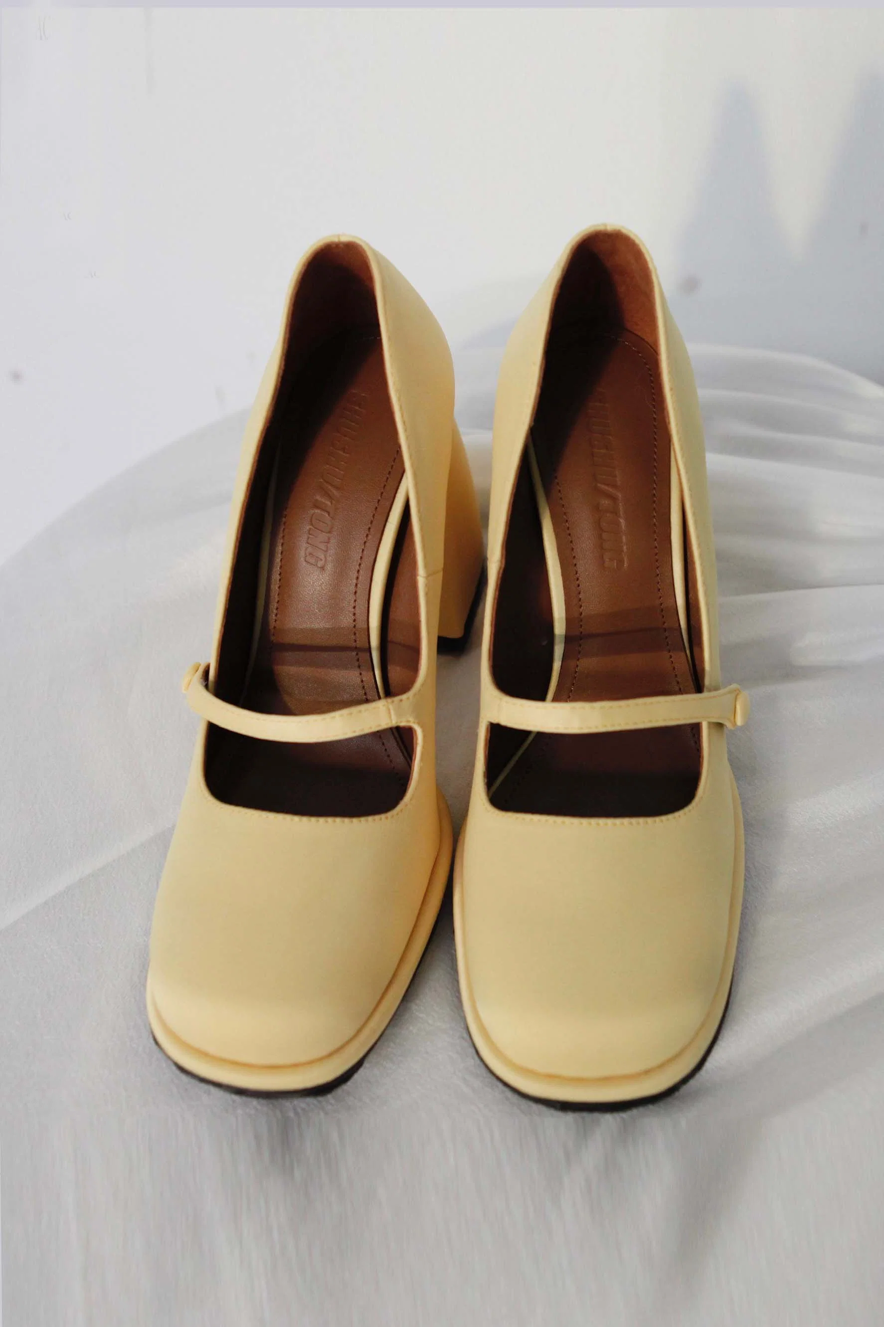 shushutong round toe high heels aw21ac06 yellow - Image 3