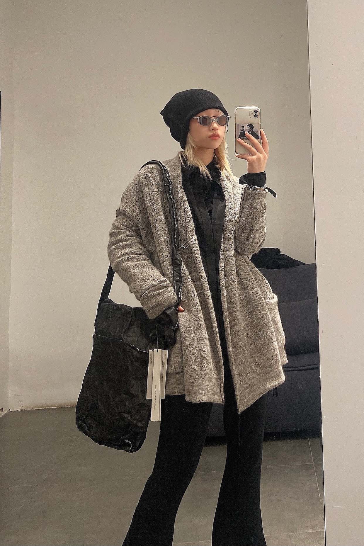 SIMONA TAGLIAFERRI (Sheepskin Anima charcoal black, large cross-body bag) SS17A03 LAMB ANIMA CARBON - Image 9
