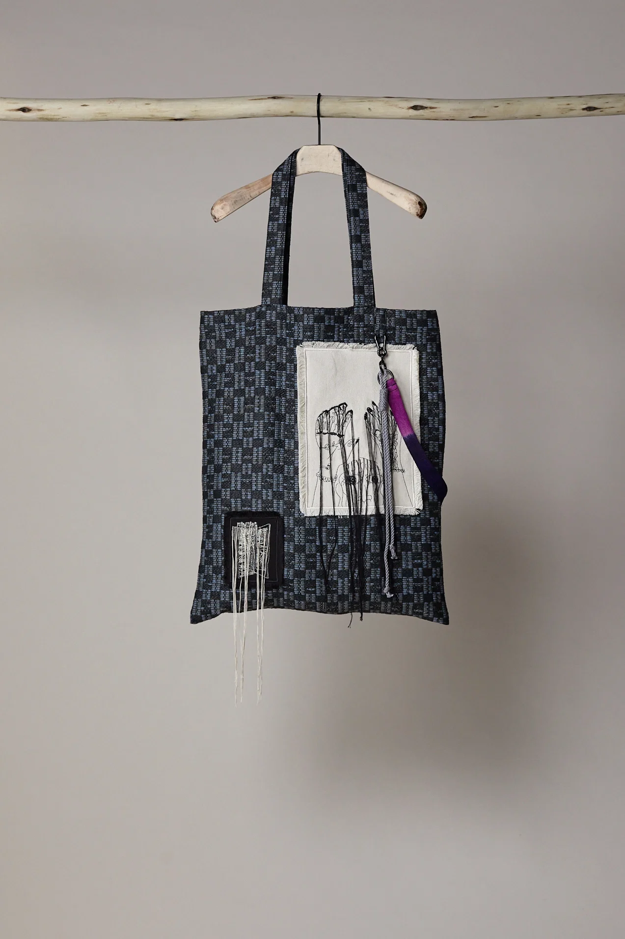 Song for the mute "hands up" handbag 211_TOTEO1E7_LEGOBLU - Image 8