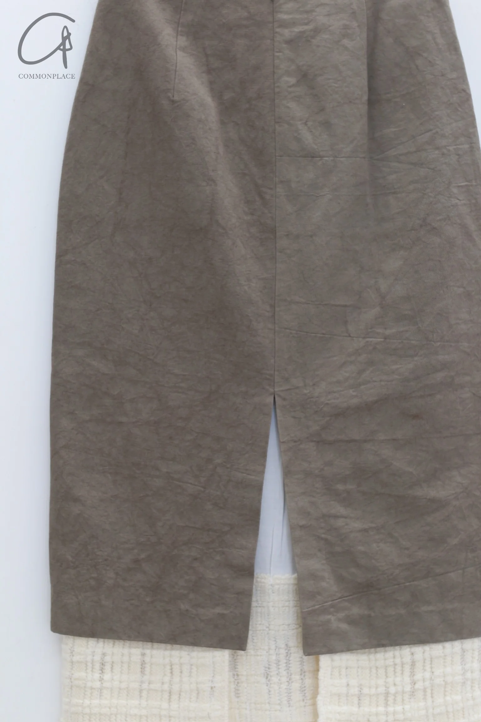 SWAYING 24 Autumn and Winter Wool Splicing Straight Skirt SW-SW24AW3B23-HUILV Gray Green - Image 3