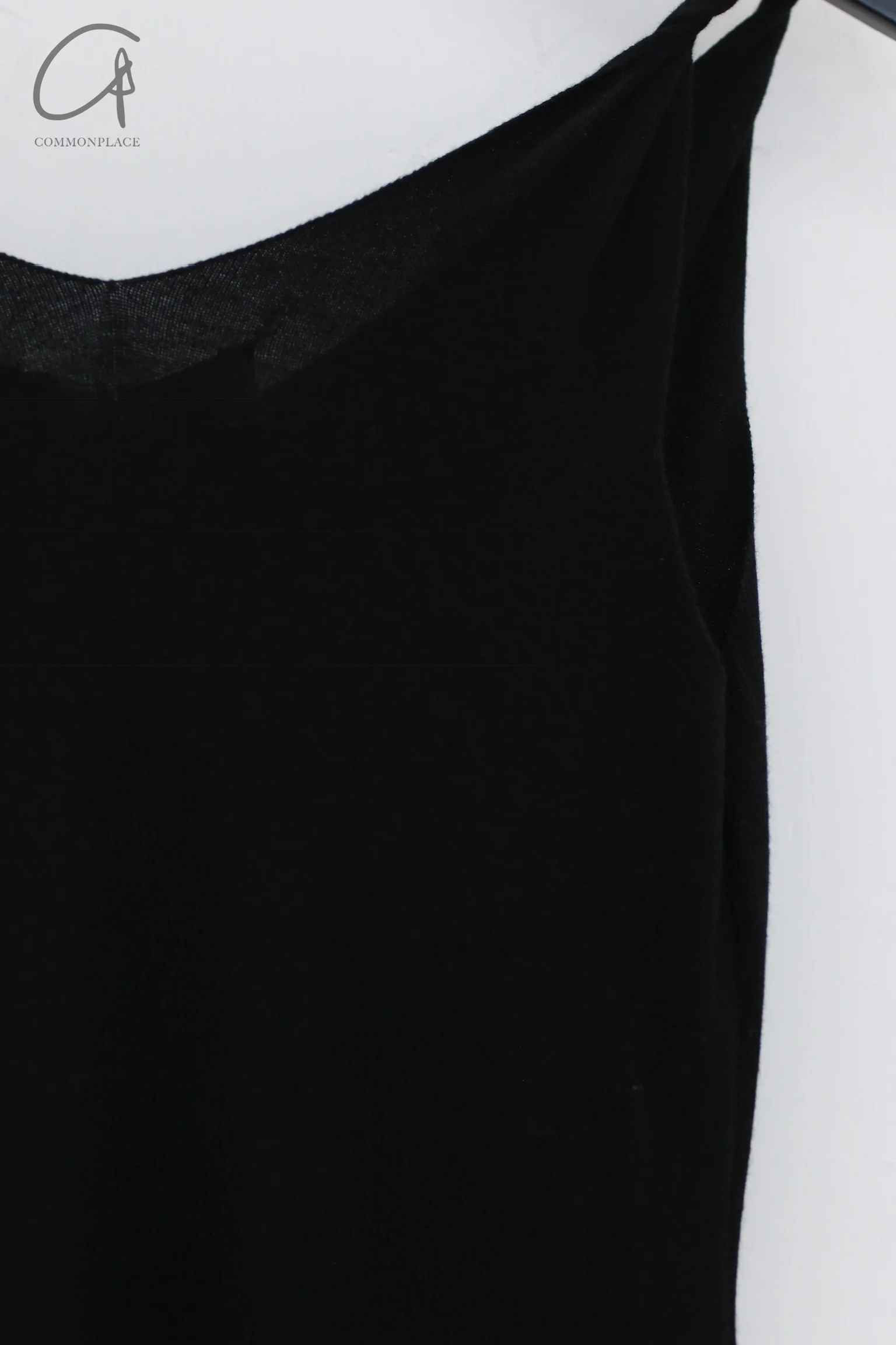 SWAYING 24 Early Autumn Bamboo Cashmere Knot Suspender Skirt SW-SW24PF2L03-HEI Black - Image 5
