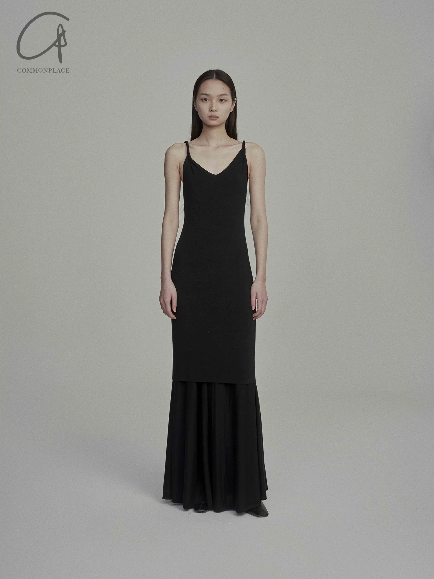 SWAYING 24 Early Autumn Bamboo Cashmere Knot Suspender Skirt SW-SW24PF2L03-HEI Black - Image 7