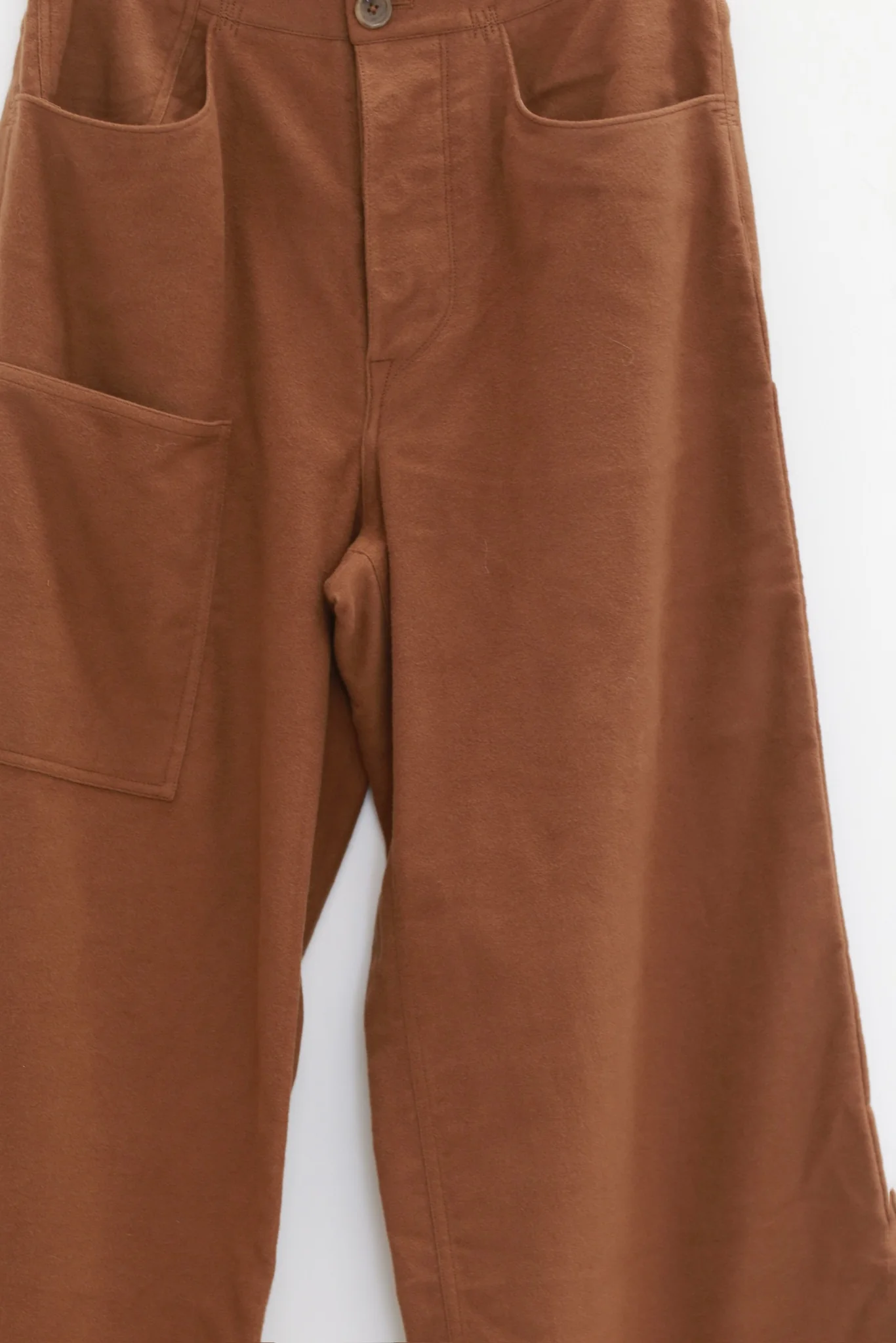 SWAYING 25 Fall/Winter Collection: Cotton Straight-Leg Pants with Fanned-Out Pockets (SW-SW25AW3B22C2S2-KF, Coffee) - Image 2