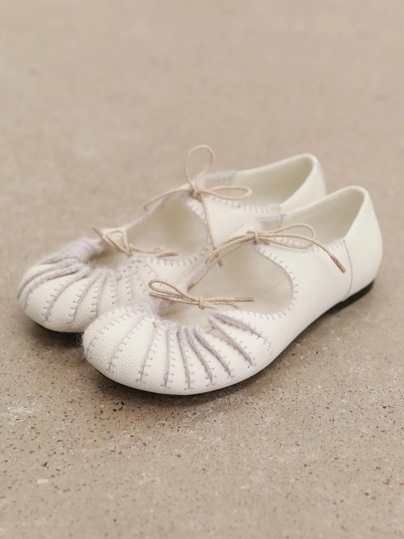SWAYING 25 Fall/Winter Collection: Pleated Lace-Up Mary Jane Shoes SW-SW-SW25AW4P07C1S38-BAI White - Image 3