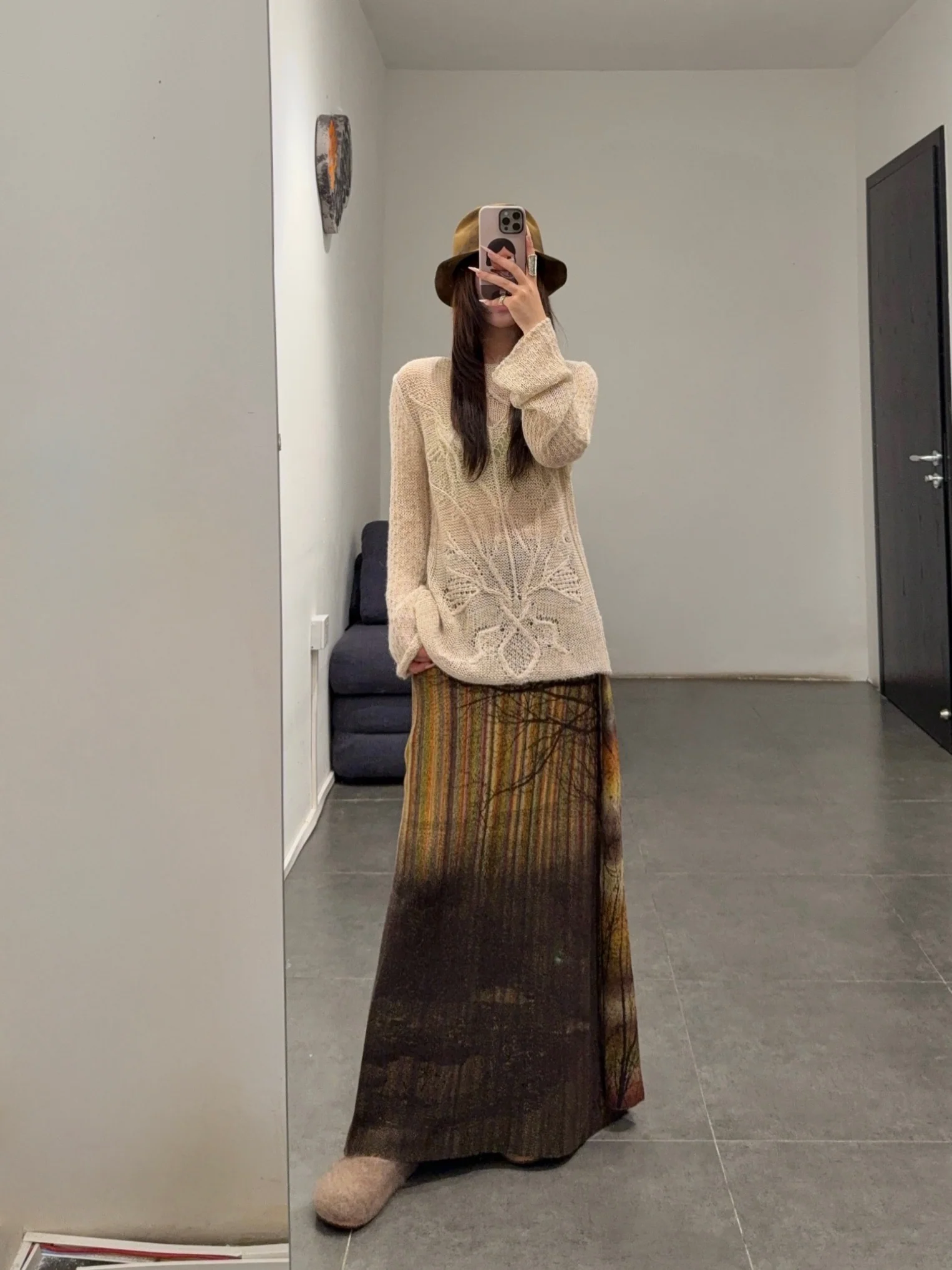 SWAYING 25 Fall/Winter Collection: Woolen A-line skirt with tie-up detail and gradient design SW-SW25AW3B08C1S2-HZ (Yellow-Brown) - Image 7