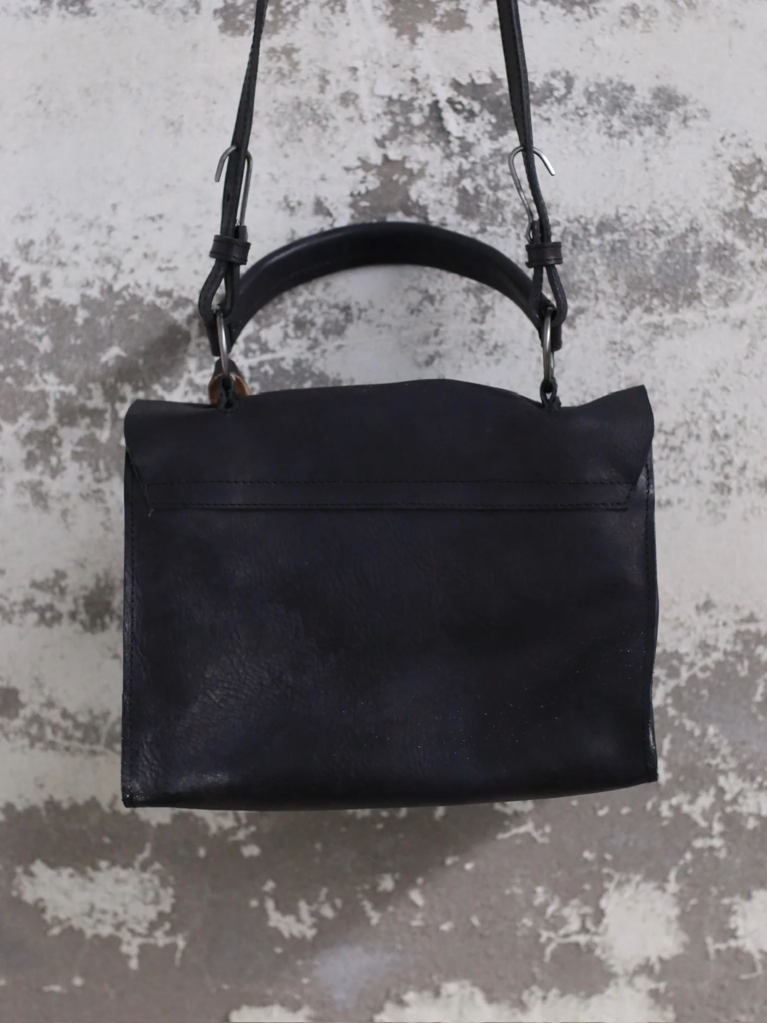 Tagliovivo 25 Spring/Summer Hand-dyed Horse Leather Shoulder Bag SHOULDER S Italy TAG-SHOULDER S-H.D HORSE-Abyss - Image 3