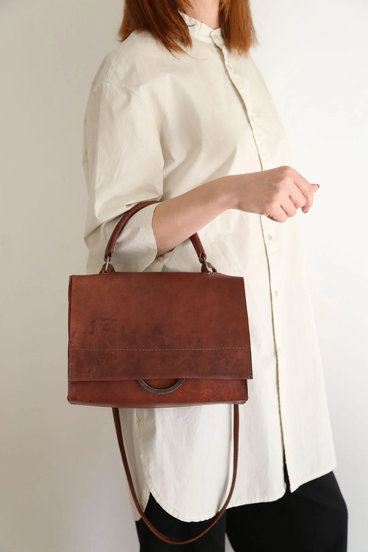 Tagliovivo 25 Spring/Summer Hand-dyed Horse Leather Shoulder Bag SHOULDER S Italy TAG-SHOULDER S-H.D HORSE-Bauxite - Image 6