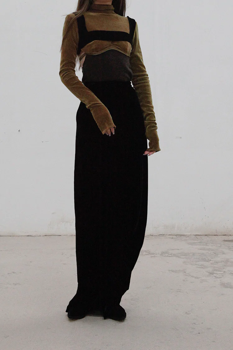 Un Morceau Back Hollow Velvet Turtleneck Top UM212SZ16 - Image 4
