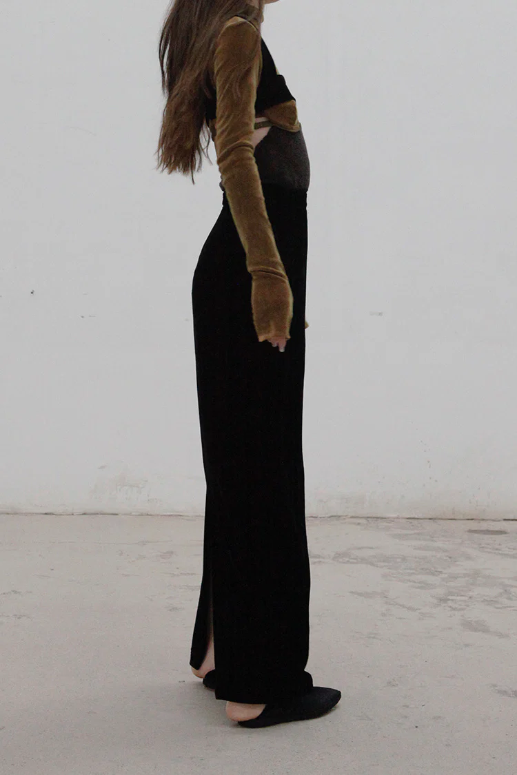 Un Morceau Back Hollow Velvet Turtleneck Top UM212SZ16 - Image 5