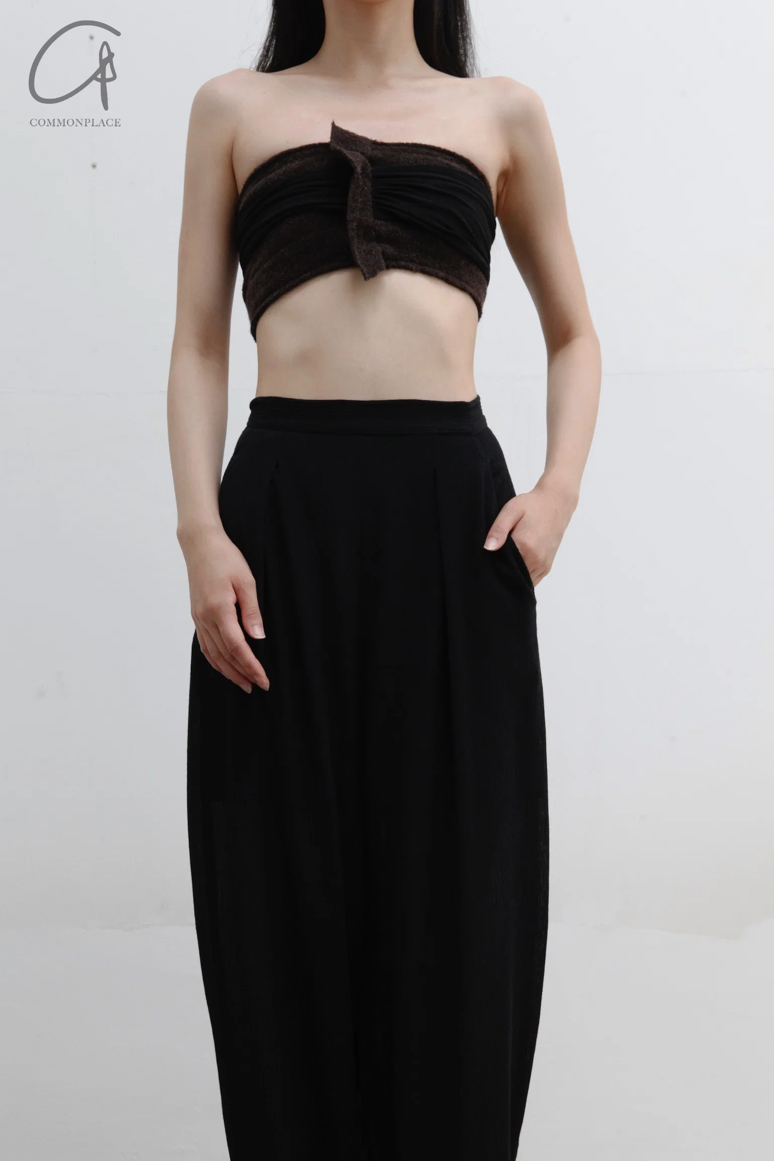 Un Morceau pleated embellished wool tube top UM212SZ25 - Image 2