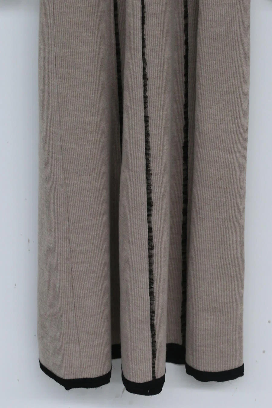 Un Morceau Raglan High Neck and Chest Stitching Dress UM212LS11 Nude Pink/Black PUM12 - Image 13