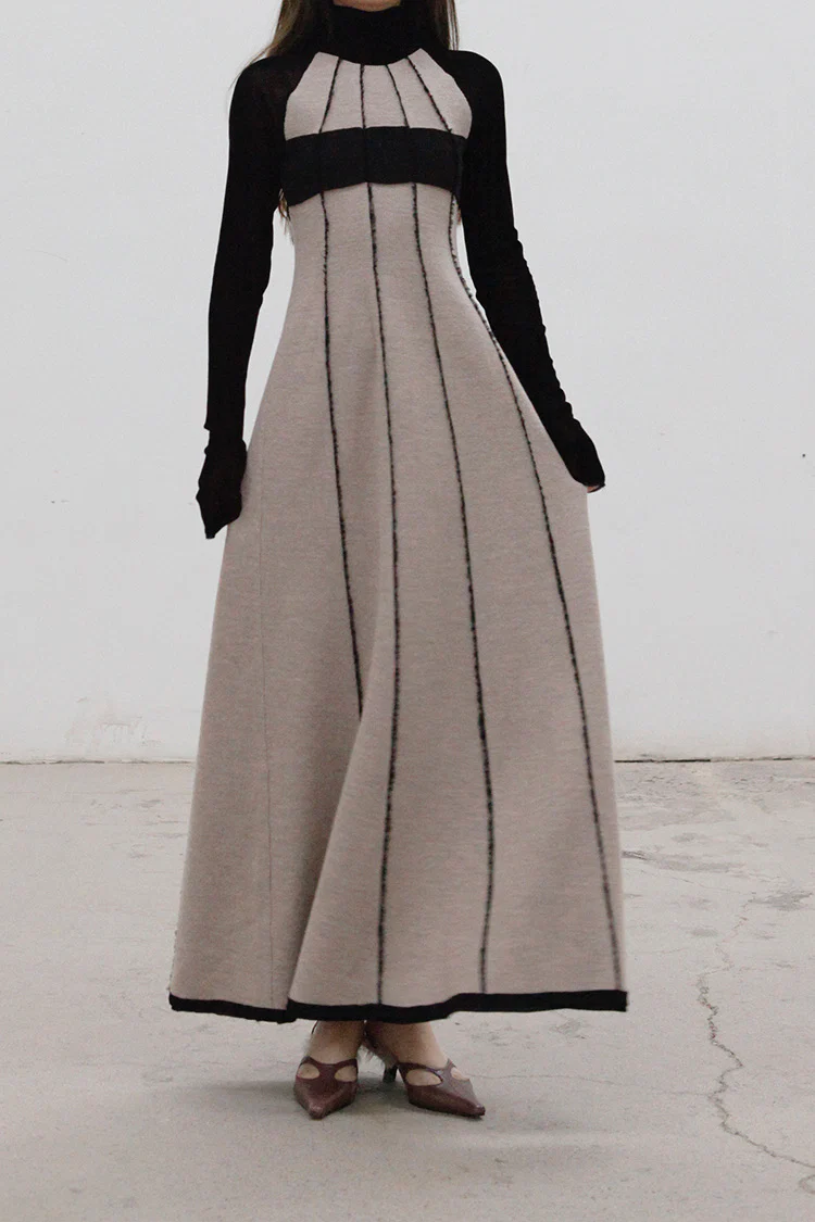 Un Morceau Raglan High Neck and Chest Stitching Dress UM212LS11 Nude Pink/Black PUM12 - Image 2