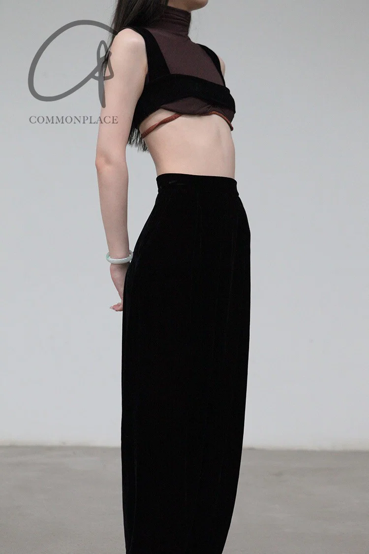 Un Morceau Velvet High Waist Straight Pants UM212XZ05 Black PUM15 - Image 4