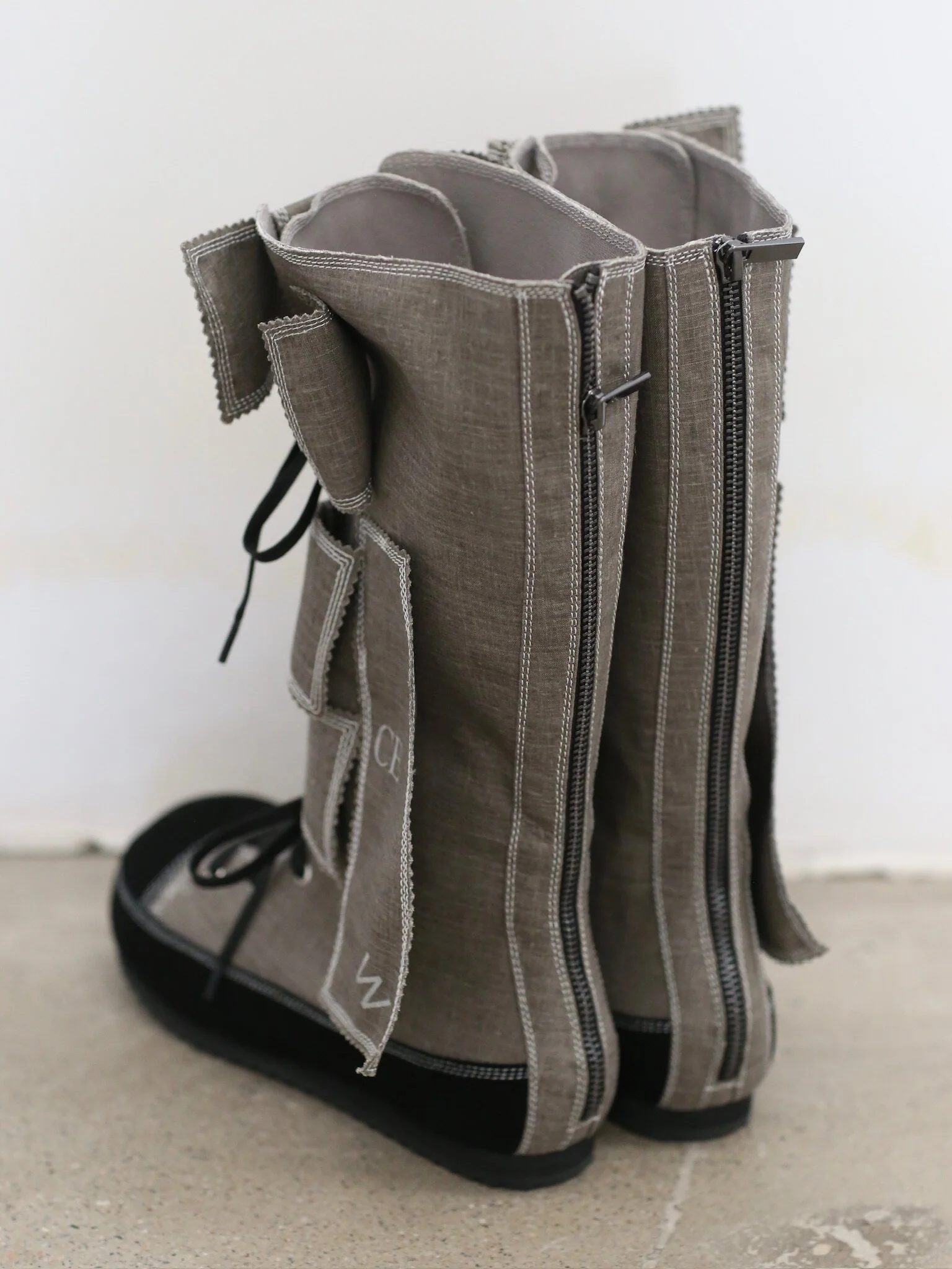 VeniceW Paper Boots VCW-S-27-coal - Image 4