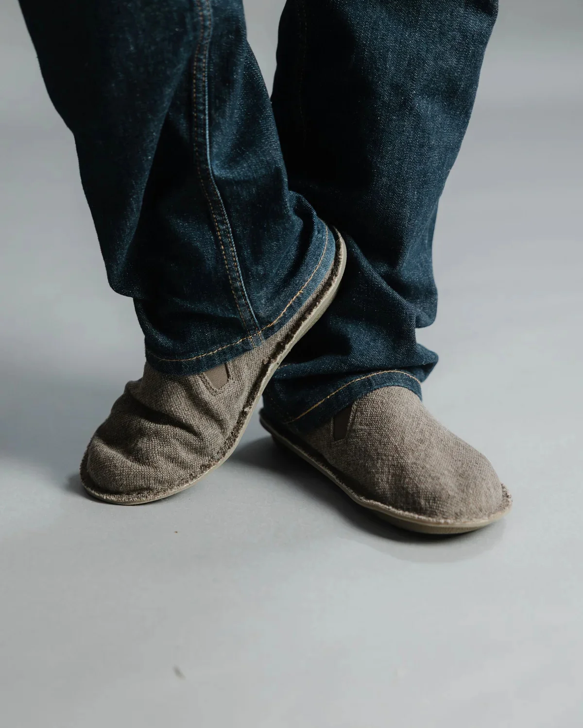 VIBAe Portuguese handmade ZUMA linen shoes, designed for comfort, durability, and lightweight. Honest VIBA-ZUMA Linen-OB Oak Brown (ZUMA Linen) - Image 9