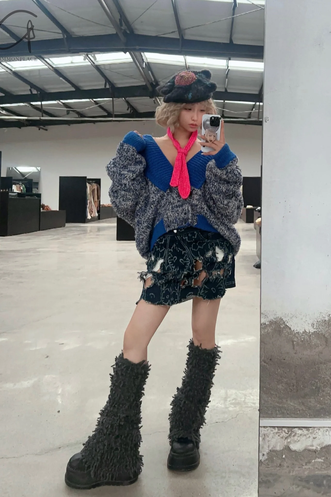 Vitelli sea urchin hat PFW23_VIT0044_02 pink black blue (PV16) - Image 8