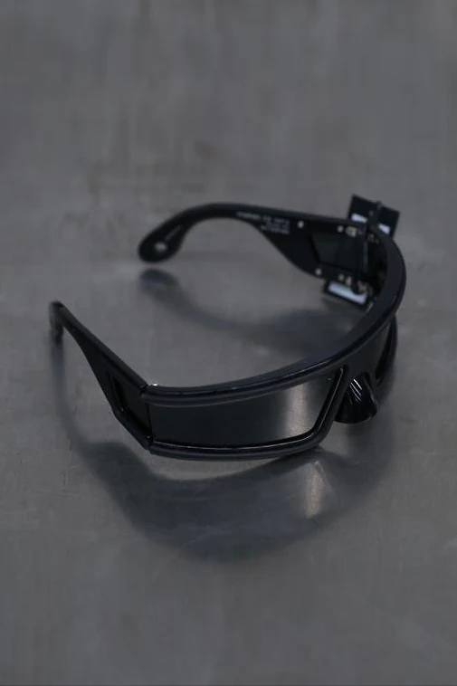 Walter Van Beirendonck Shaped Sunglasses 9009 Black - Image 2