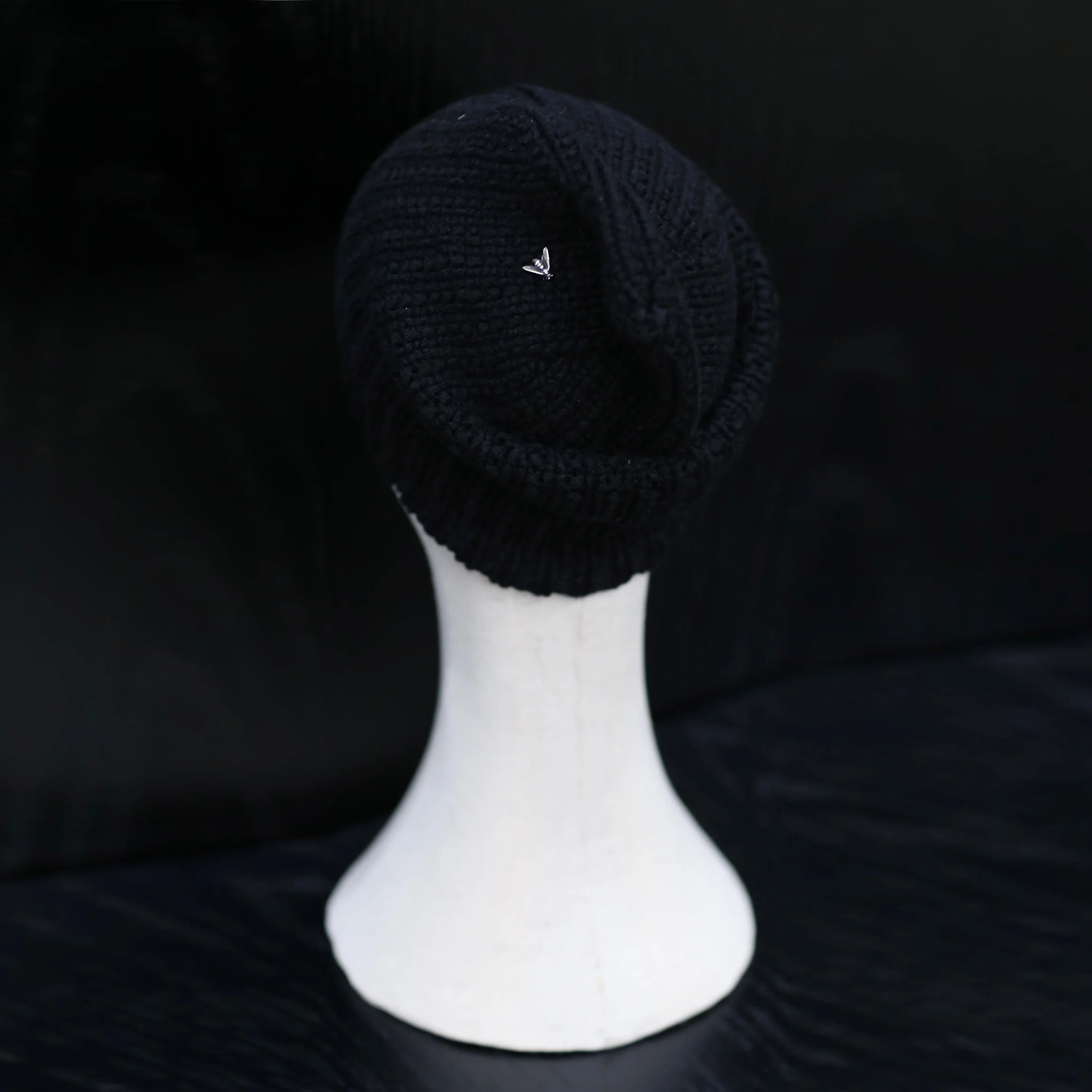 WERKSTATT MUNCHEN cashmere hat M8011 BE BL PWM3 black sterling silver bee - Image 3