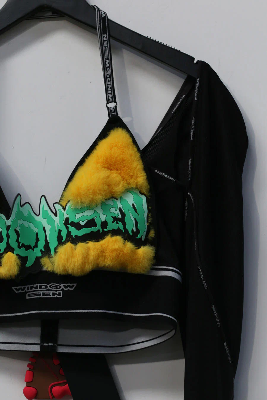 WINDOWSEN Fur Track Top WA21-G2-06-C3 Black & Yellow PW2 - Image 3