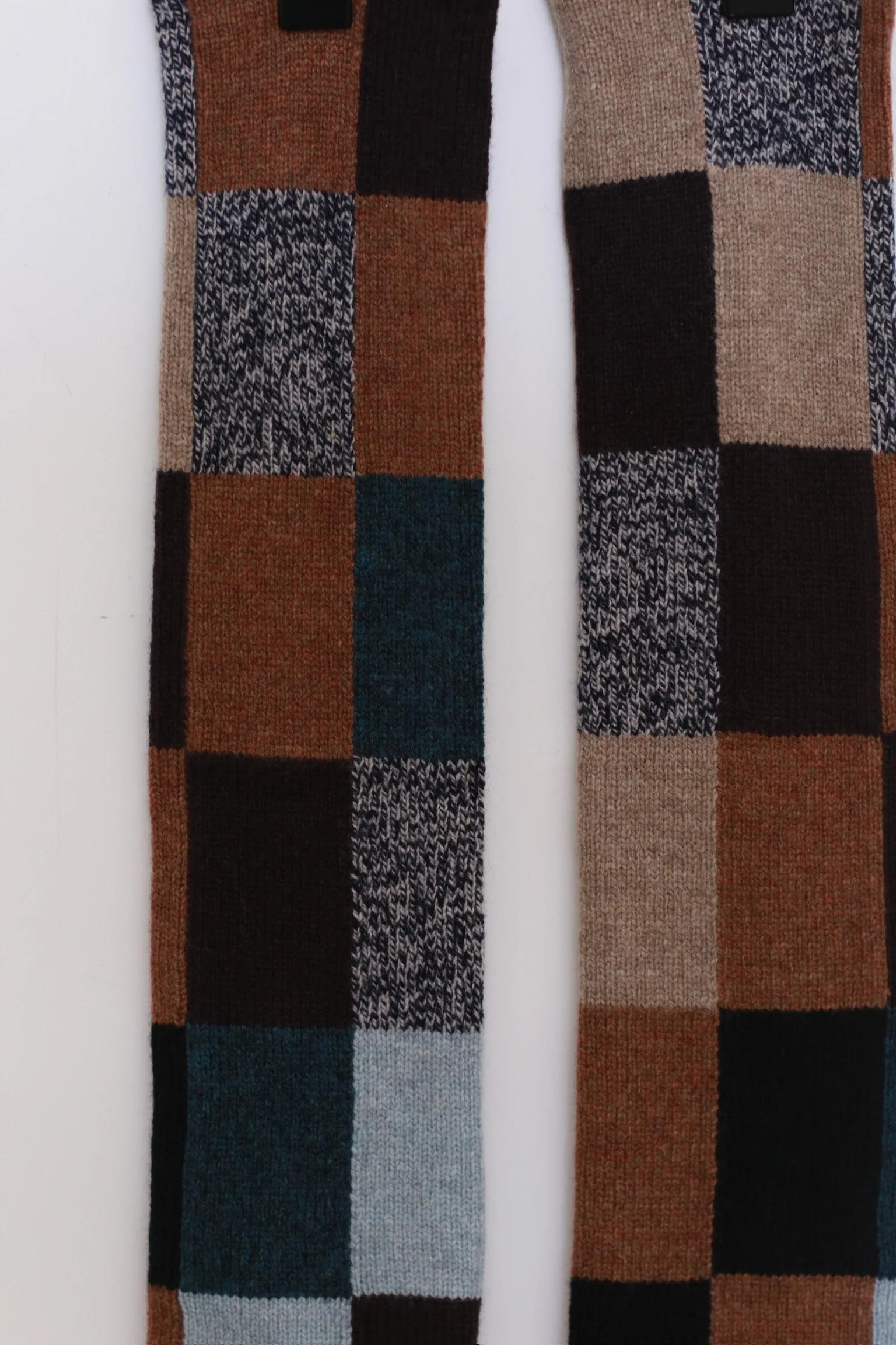 YANYAN KNITS 24 Autumn and Winter Plaid Ribbon Arm Warmer YYK-YYW24-1811-KF Plaid - Image 2