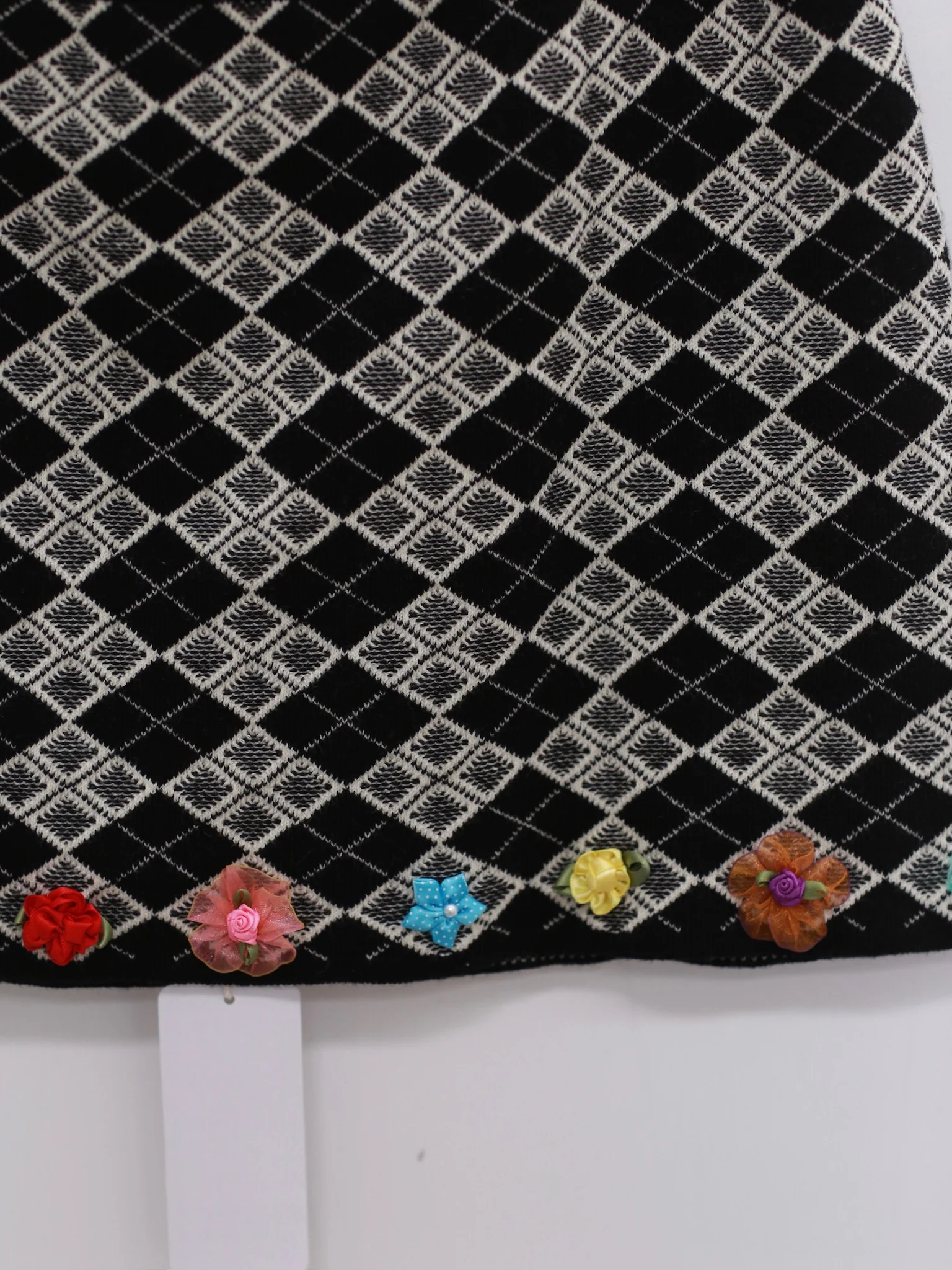 YANYAN KNITS 25 Spring/Summer ARGYLE Bandeau/Mini Skirt with Flowers YYK-YYW25-0781-HB Skirt - Image 3