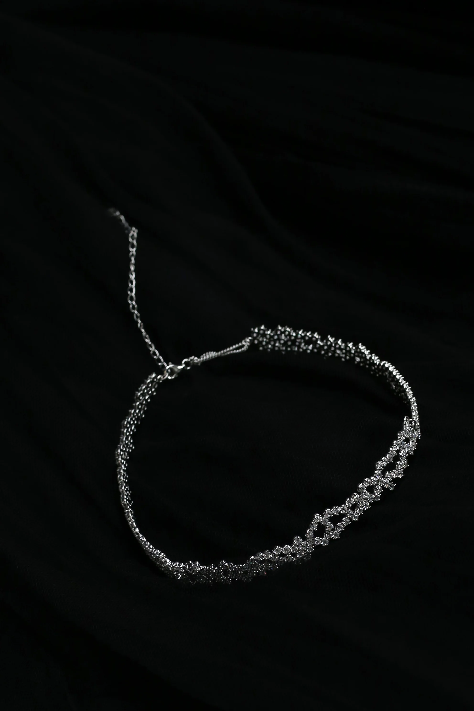 YVMIN E.G.2020 Irregular Pavé Collar 20087